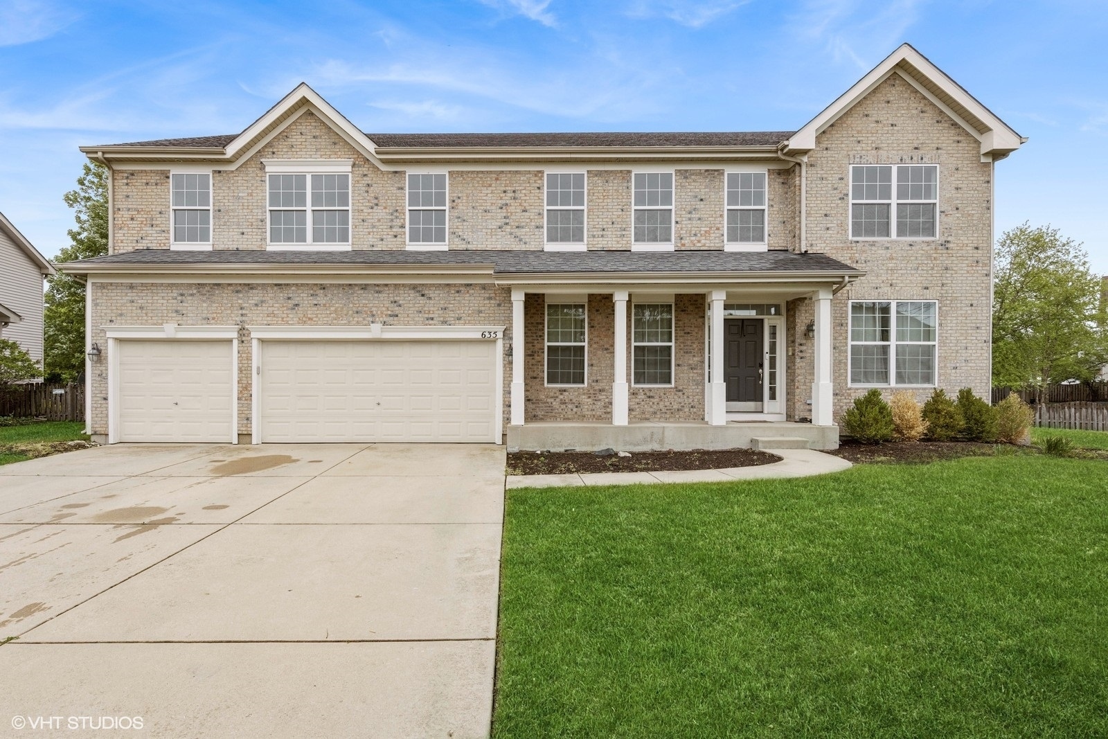 635 Mansfield Way  Oswego IL 60543 photo