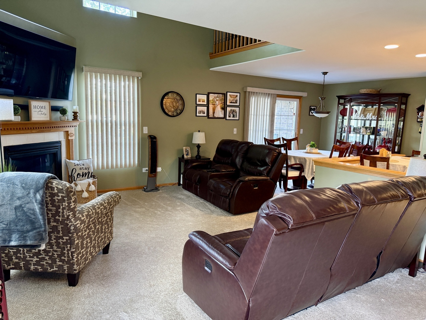 Property Photo: 18233 Eagle Drive IL 60477
