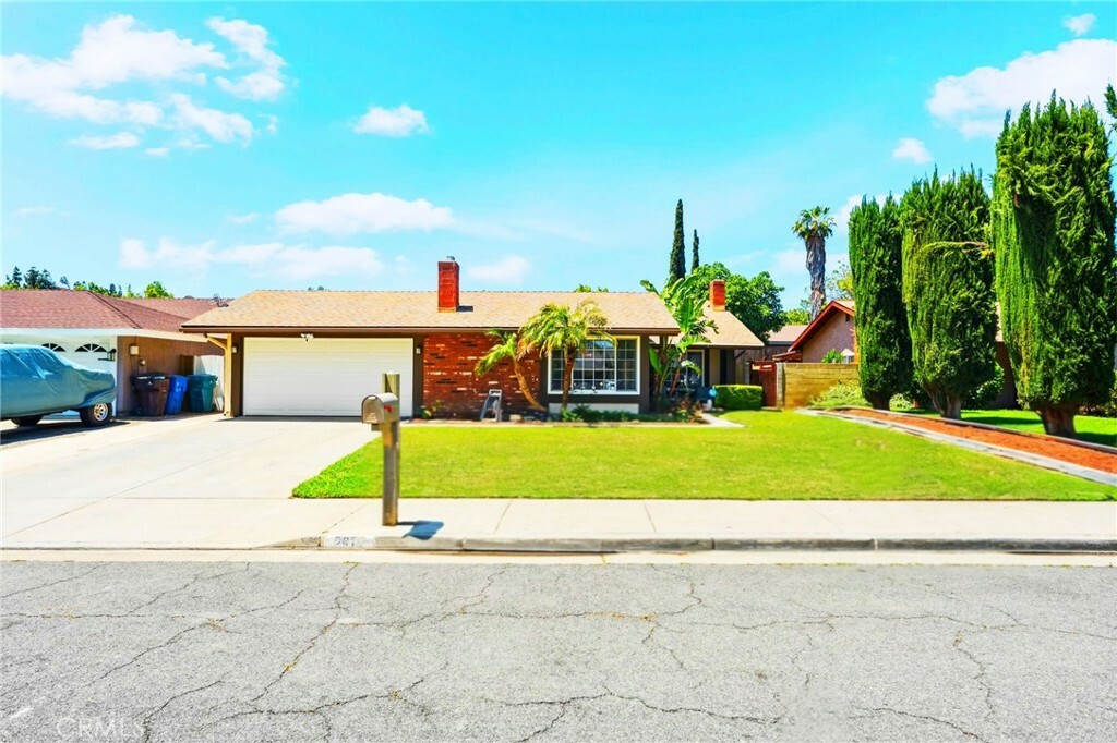 Property Photo: 2972 Quebec Drive CA 92504