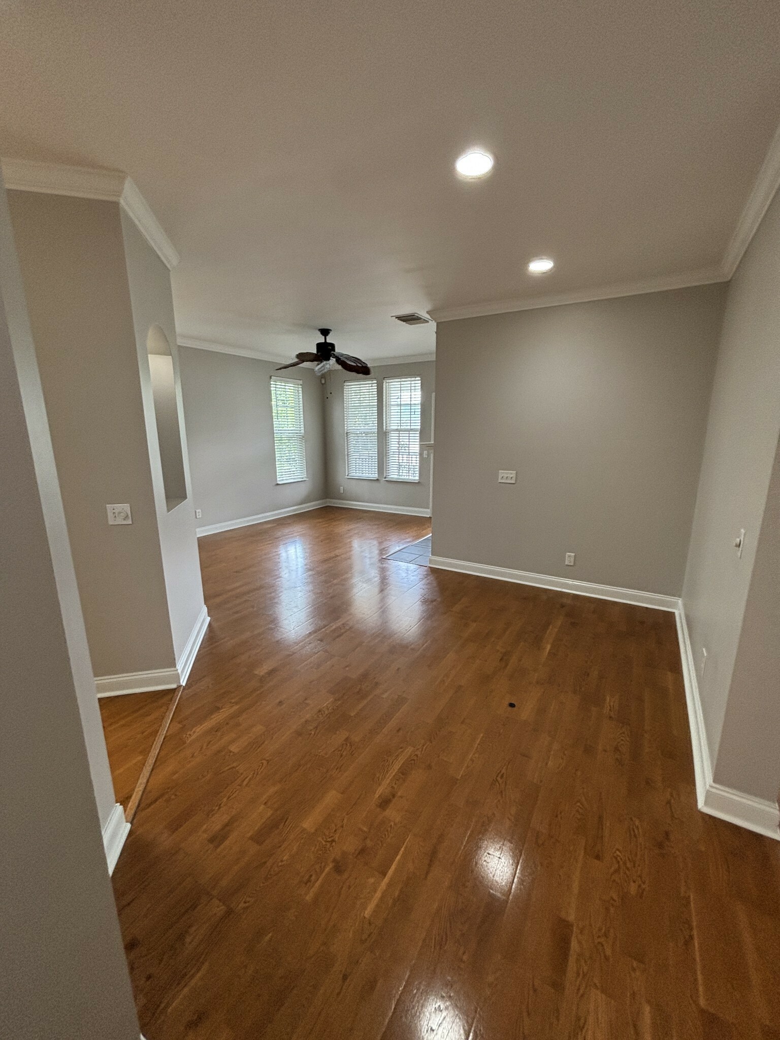 Property Photo: 4316 Summercrest Blvd 512 TN 37013