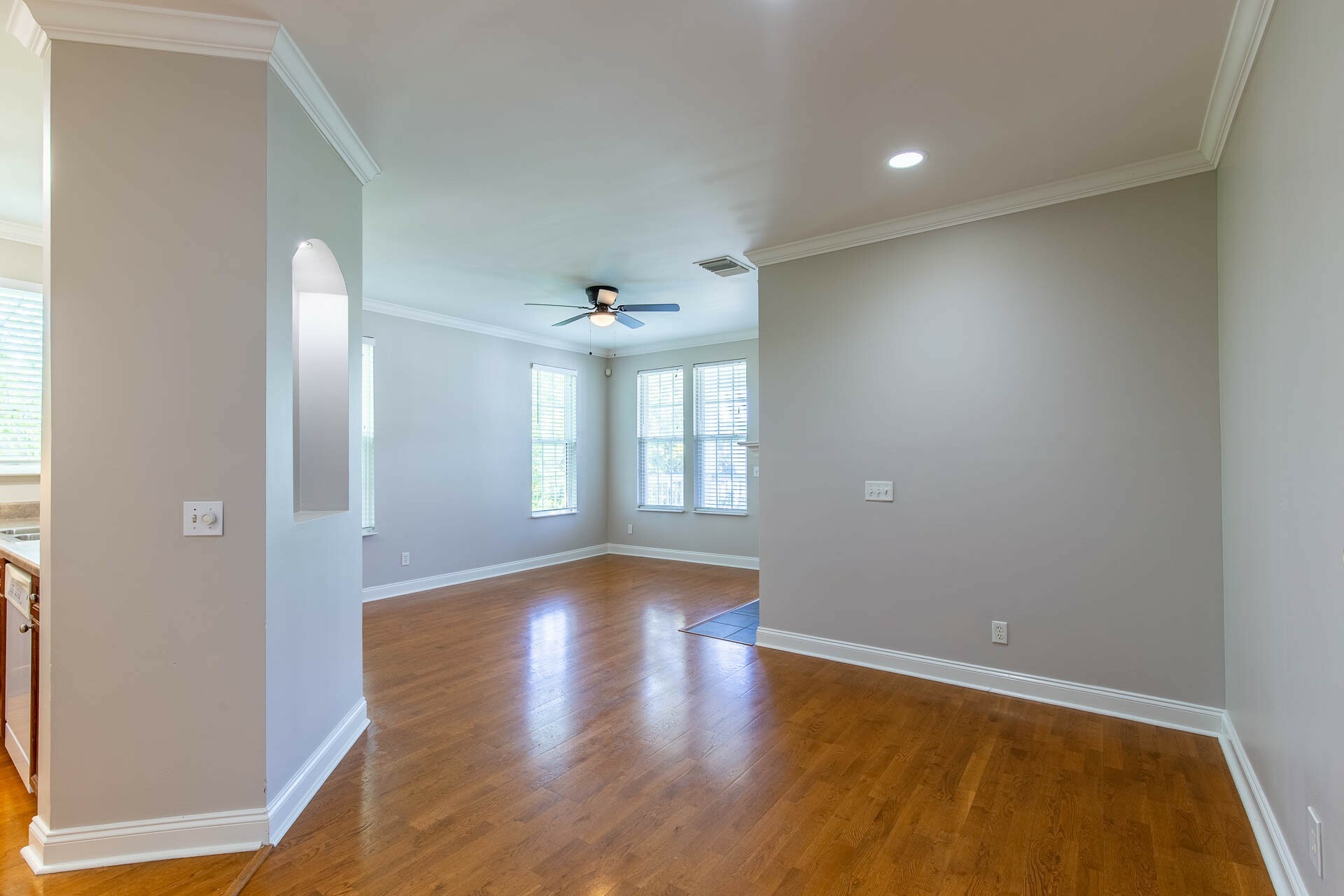 Property Photo: 4316 Summercrest Blvd 512 TN 37013