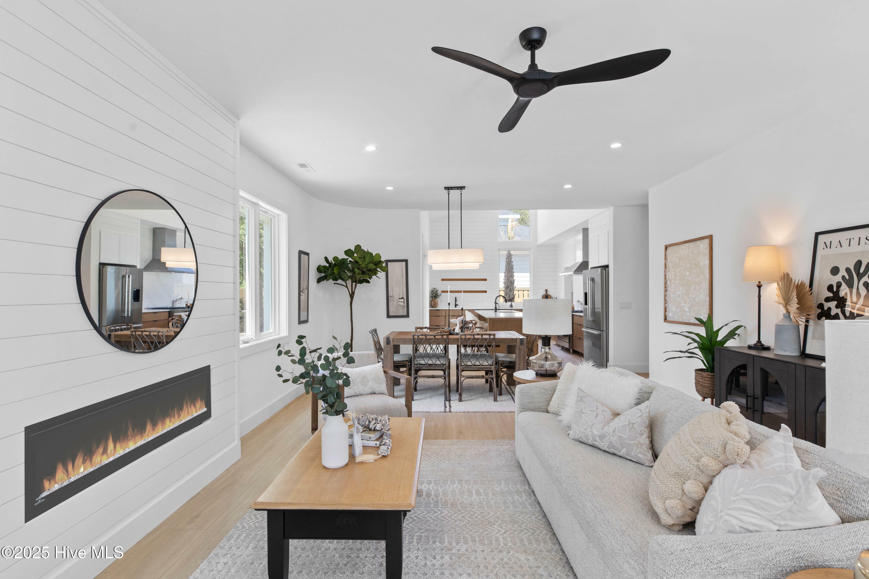 Property Photo: 1100 S Sixth Street NC 28428
