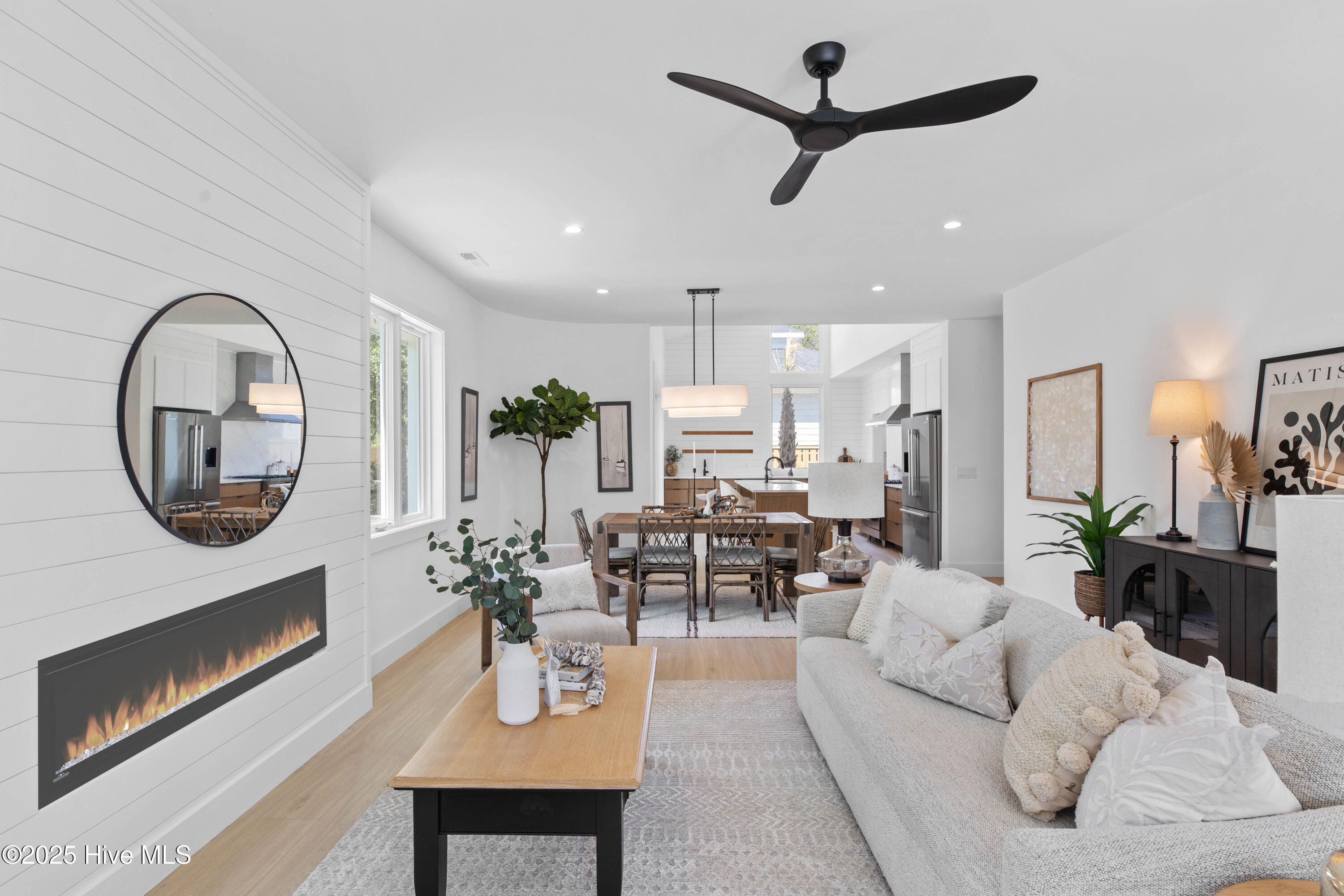 Property Photo: 1100 S Sixth Street NC 28428