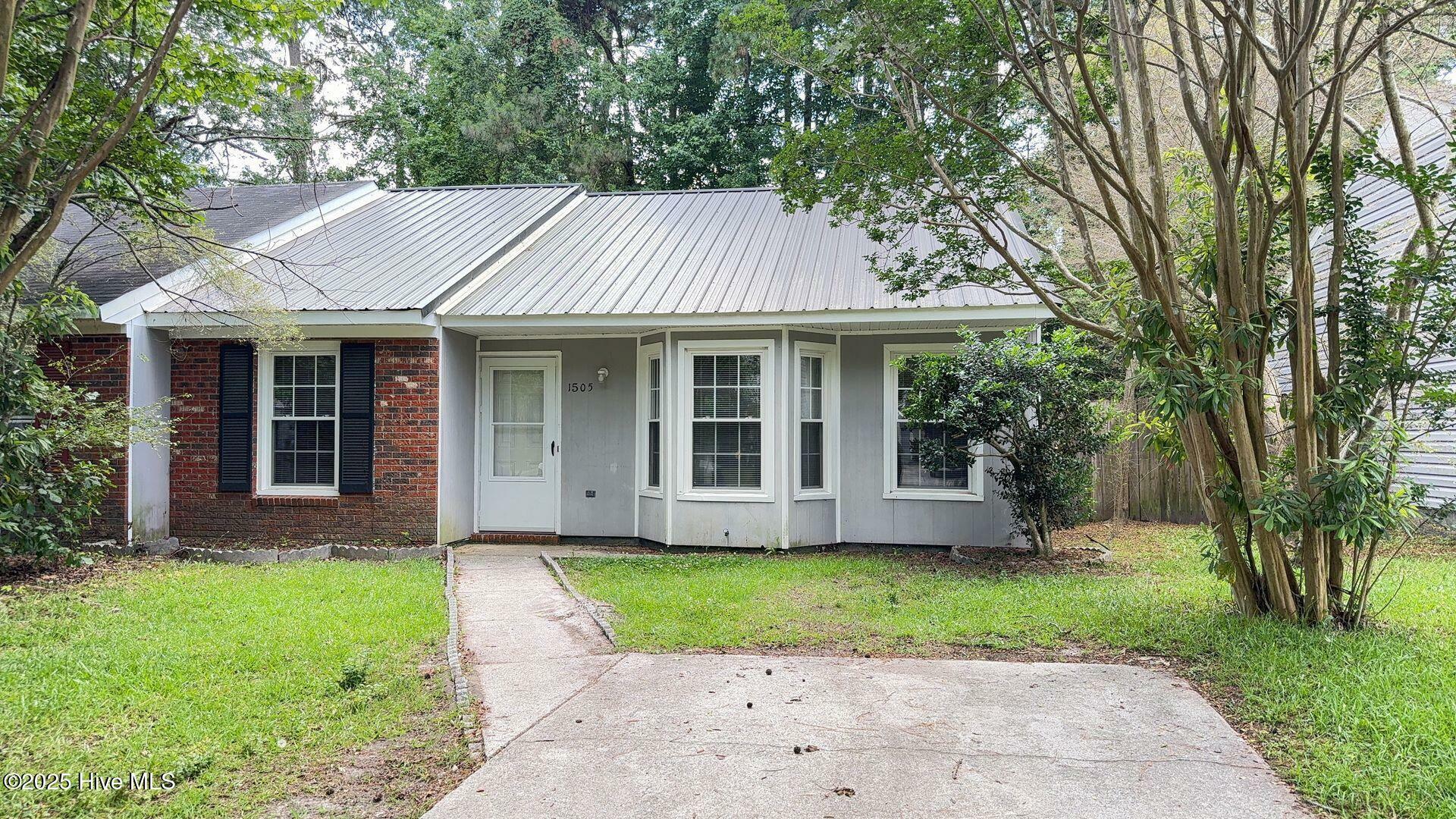 Property Photo:  1505 Tramway Court  NC 28544 
