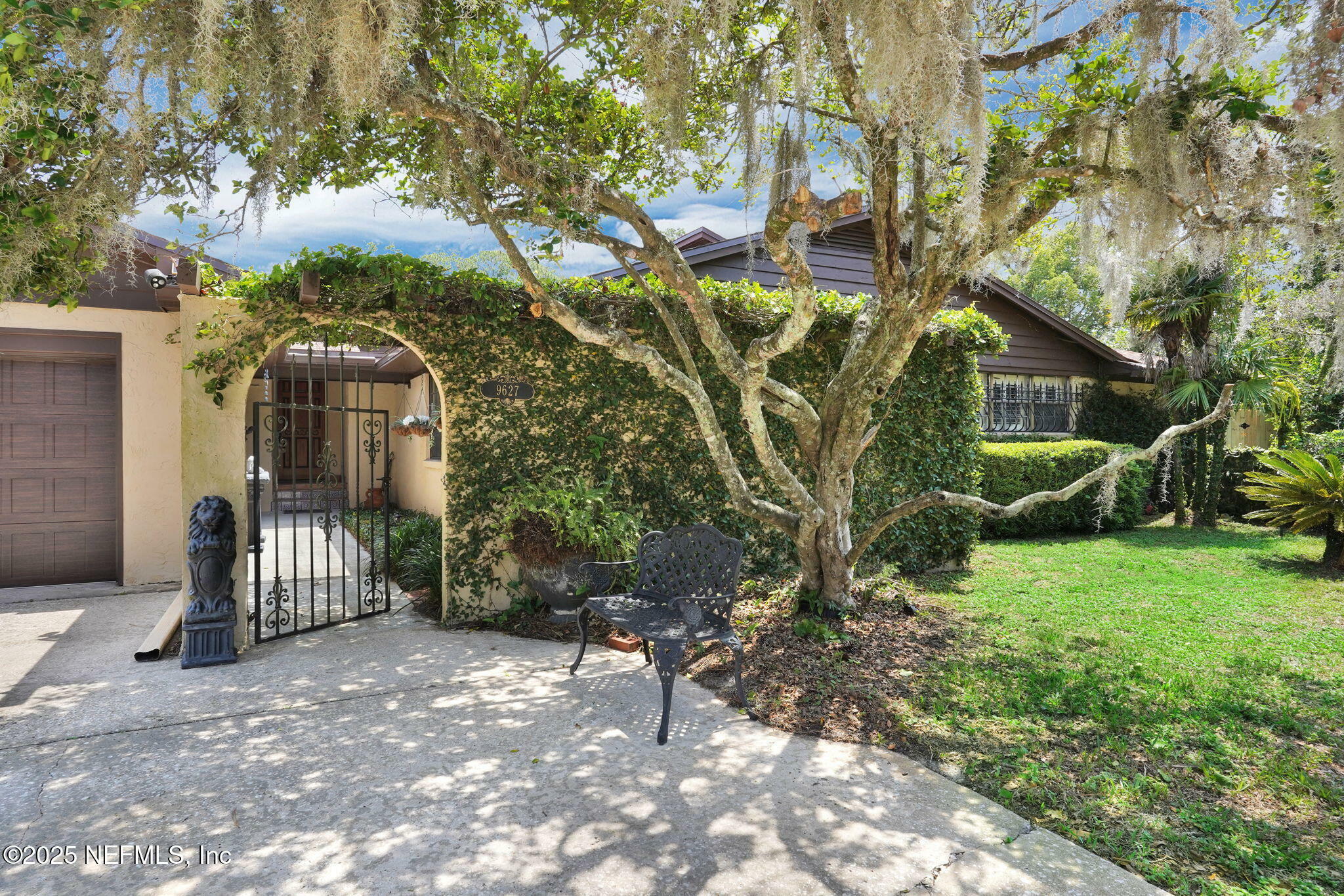 9627 Wexford Road  Jacksonville FL 32257 photo