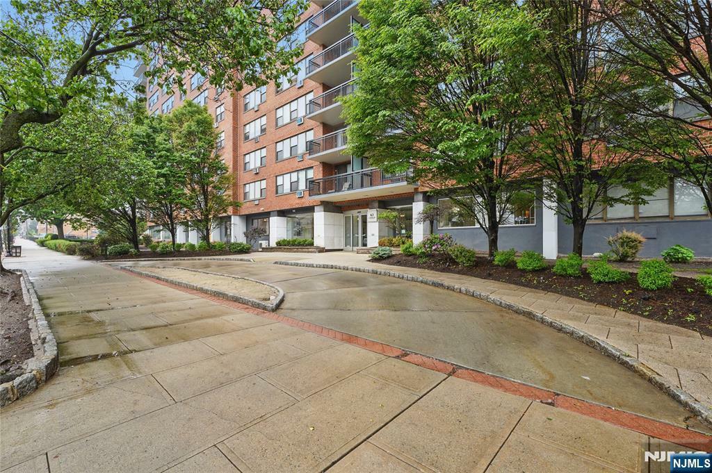 Property Photo: 500 Central Avenue 207 NJ 07087