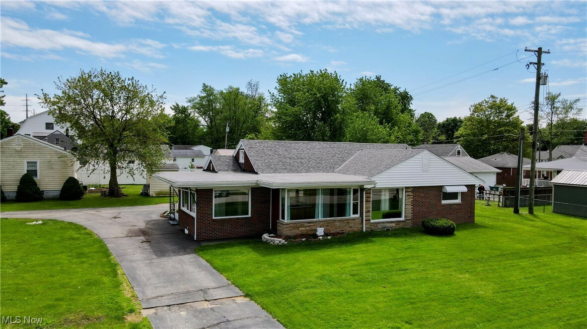 Property Photo: 3205 State Road OH 44004