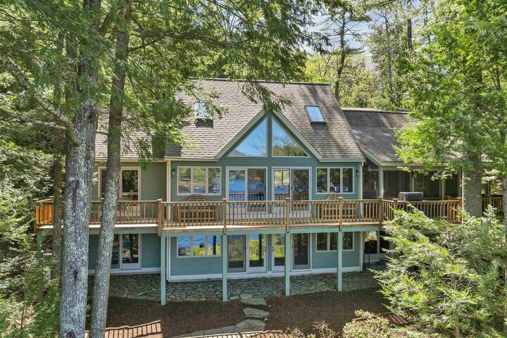 Property Photo: 17 Starr Way NH 03254