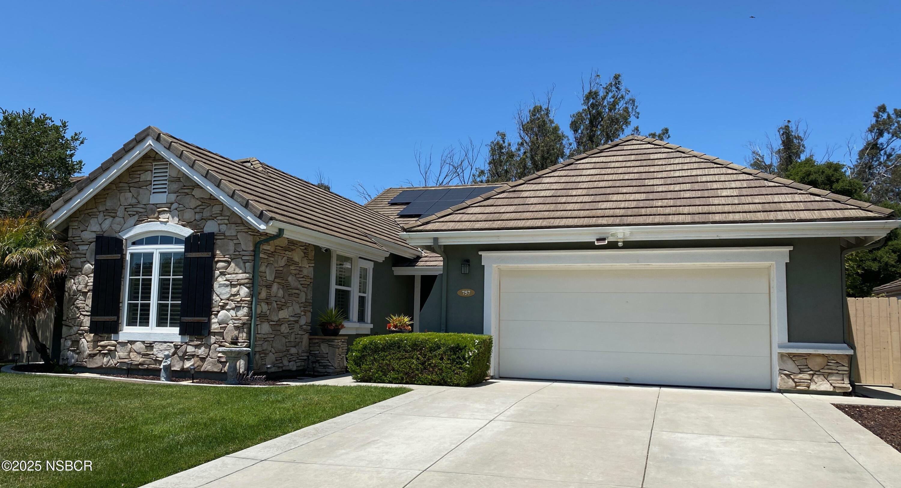 Property Photo:  757 Onstott Road  CA 93436 