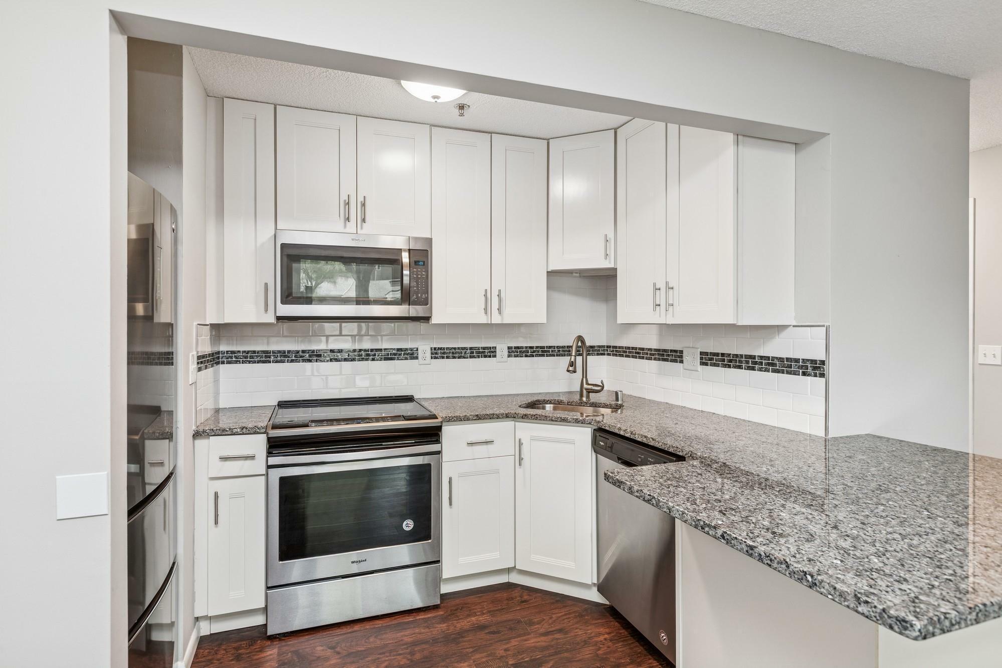 2110 Ridge Drive 11  Saint Louis Park MN 55416 photo