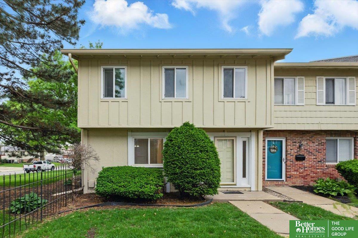 Property Photo: 5143 S 126 Plaza 22 NE 68137-9999