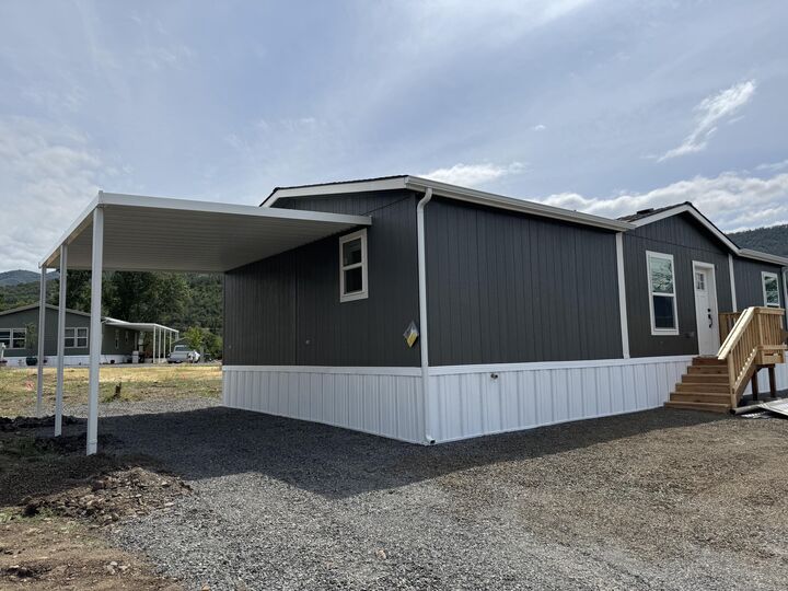 1 Corral Lane #37  Ashland OR 97520 photo