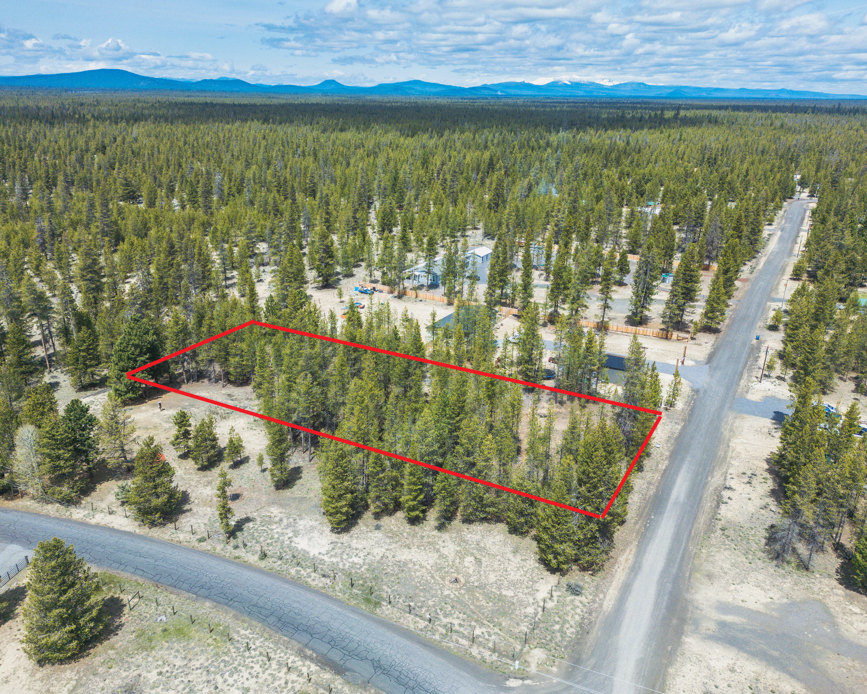 Property Photo: 63 Lanewood Drive OR 97739