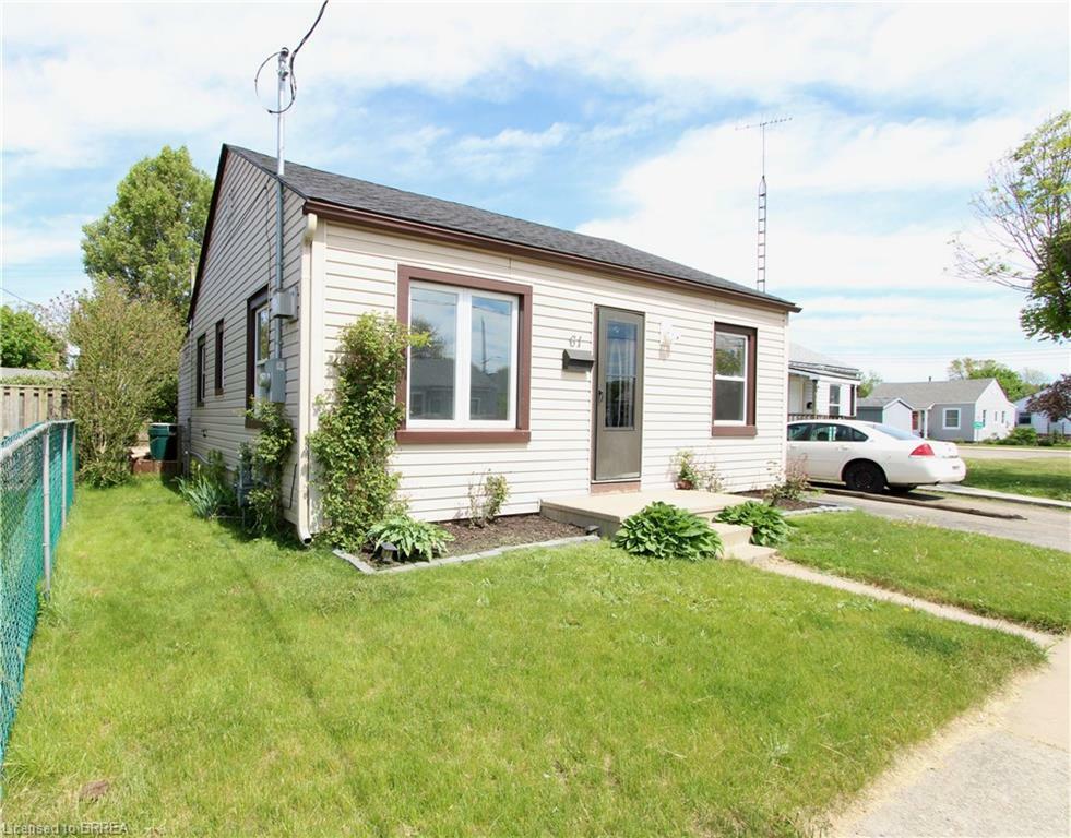 Photo de la propriété: 61 Ninth Avenue ON N3S 1E3