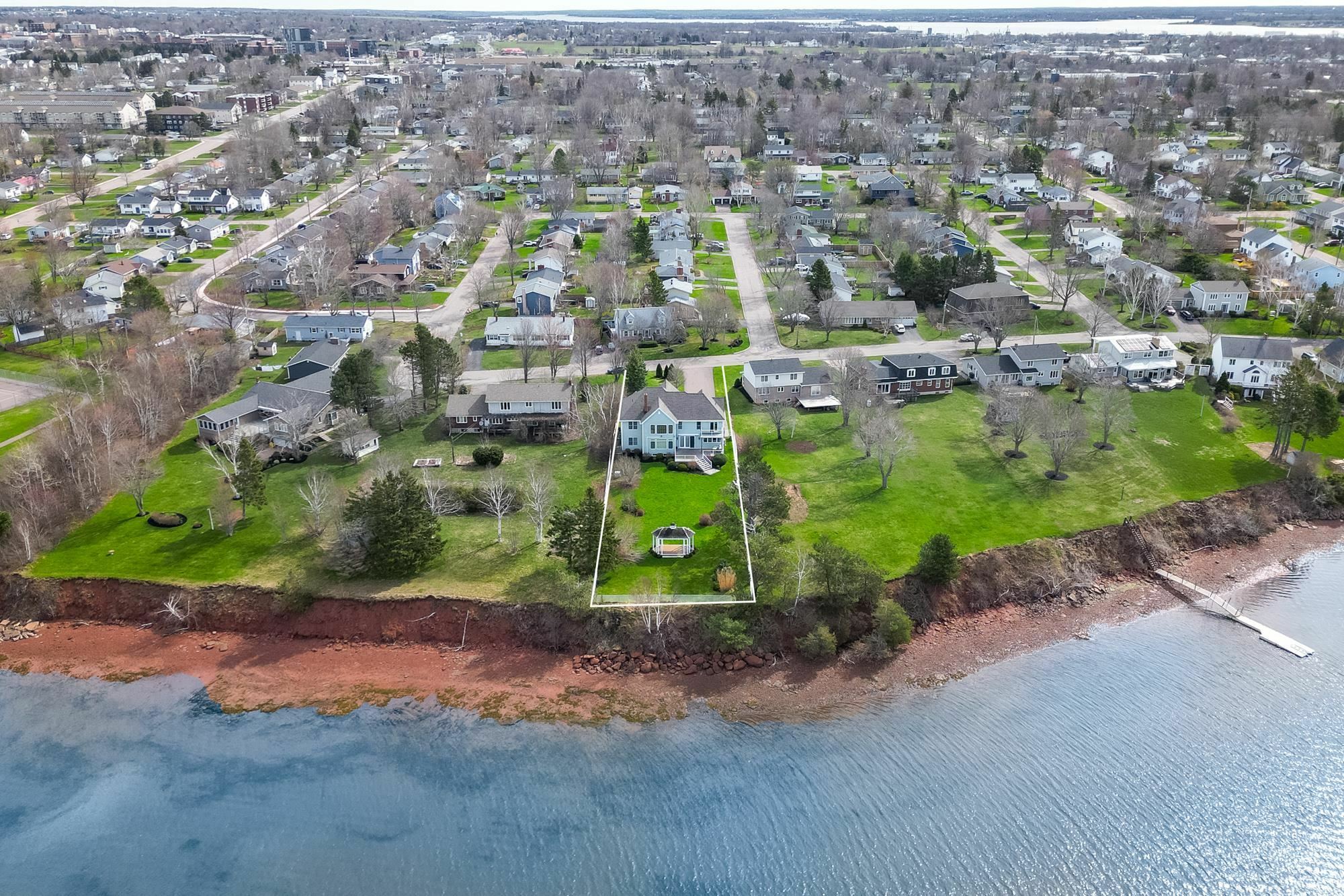 48 Maplewood Crescent  Charlottetown PE C1A 2X5 photo