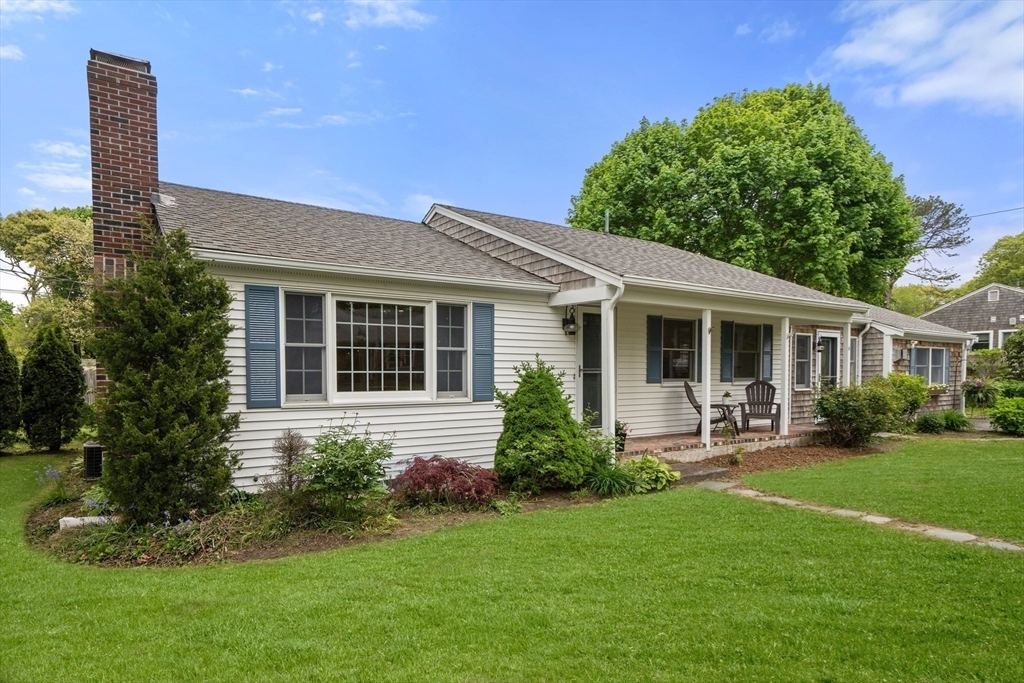 6 Harrington Way  Barnstable MA 02601 photo