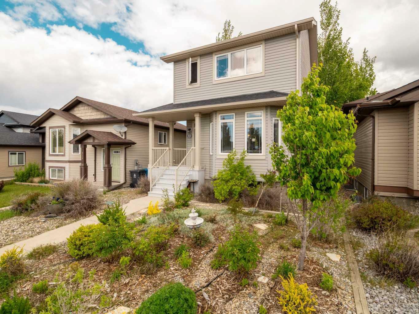 Photo de la propriété: 512 Silkstone Crescent W AB T1J 4C1