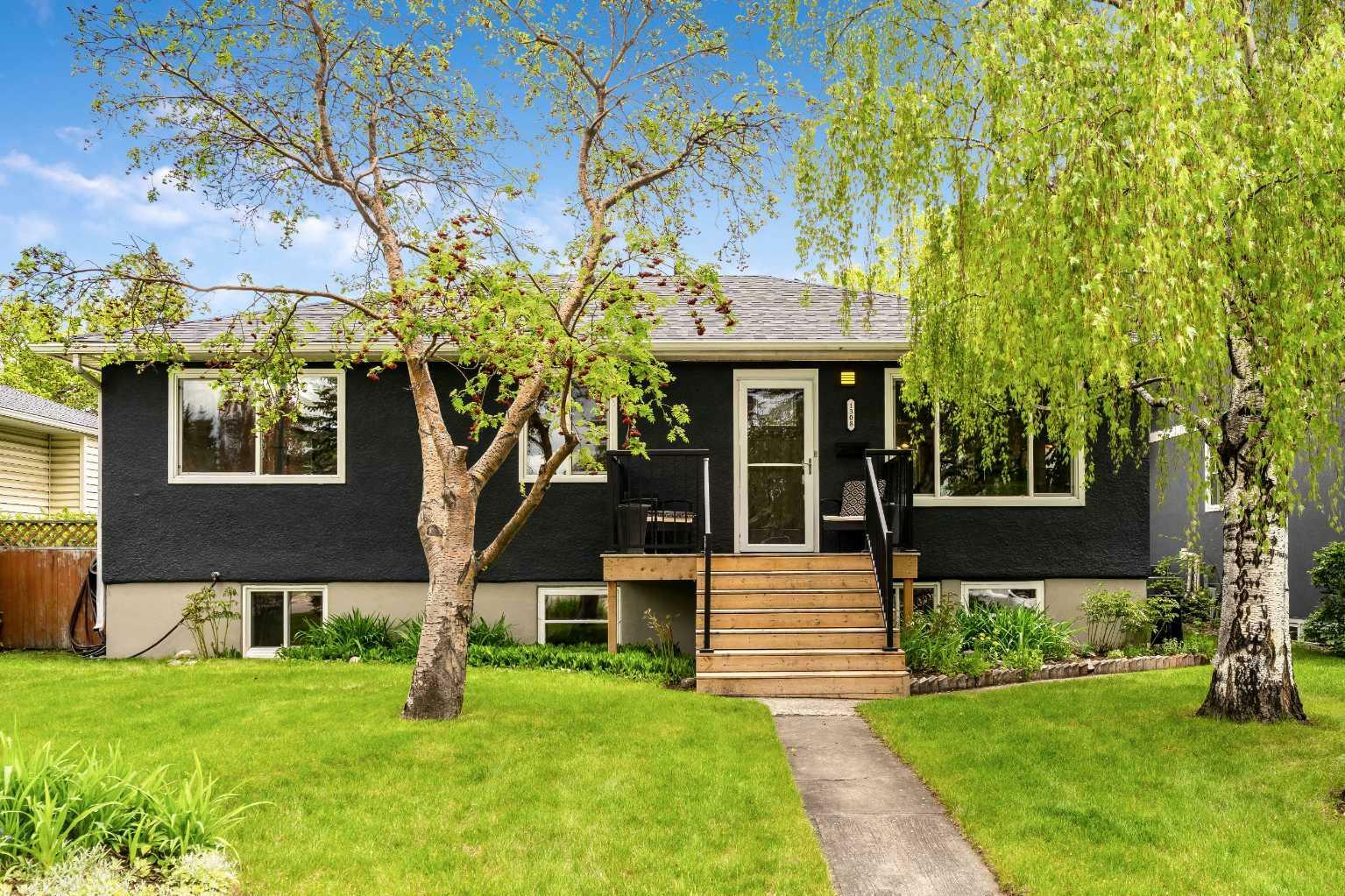 1308 20 Street NW  Calgary AB T2N 2K6 photo