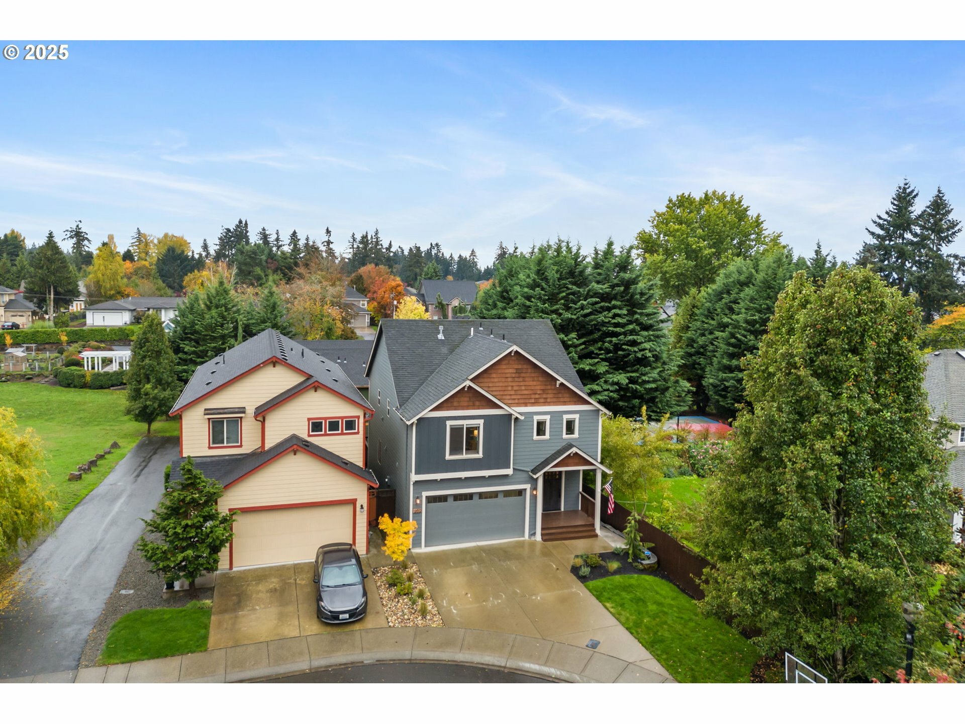 Property Photo:  12012 NW 39th Ct  WA 98685 