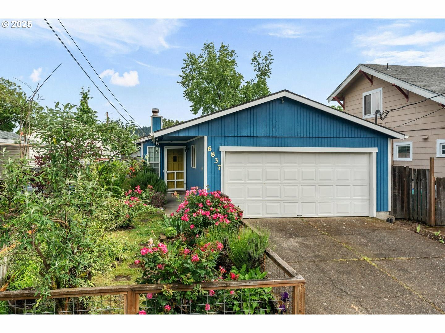 6837 SE Gladstone St  Portland OR 97206 photo