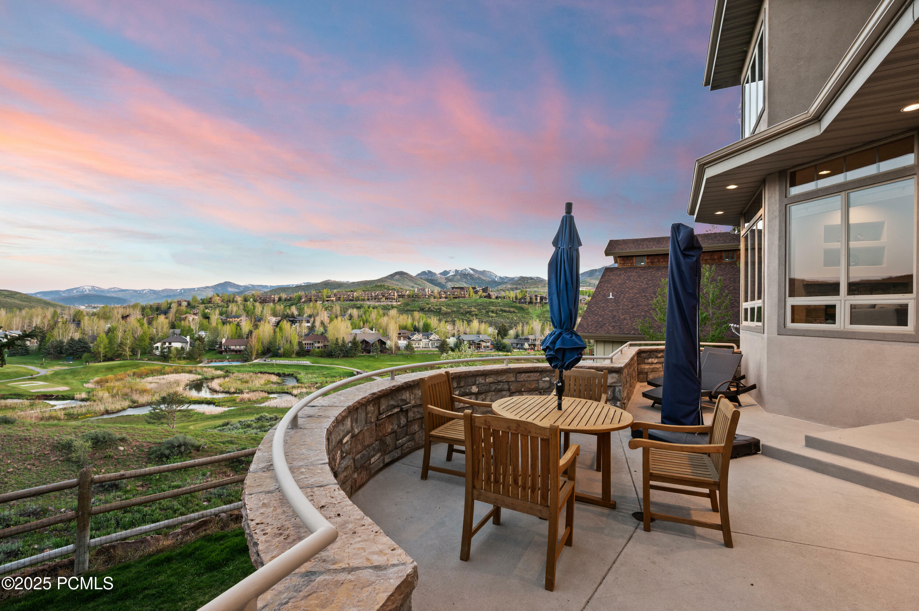 Property Photo: 9266 Par Court UT 84098