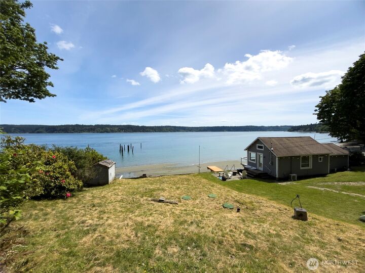 1227  Maplewood Beach Drive NW  Gig Harbor WA 98332 photo