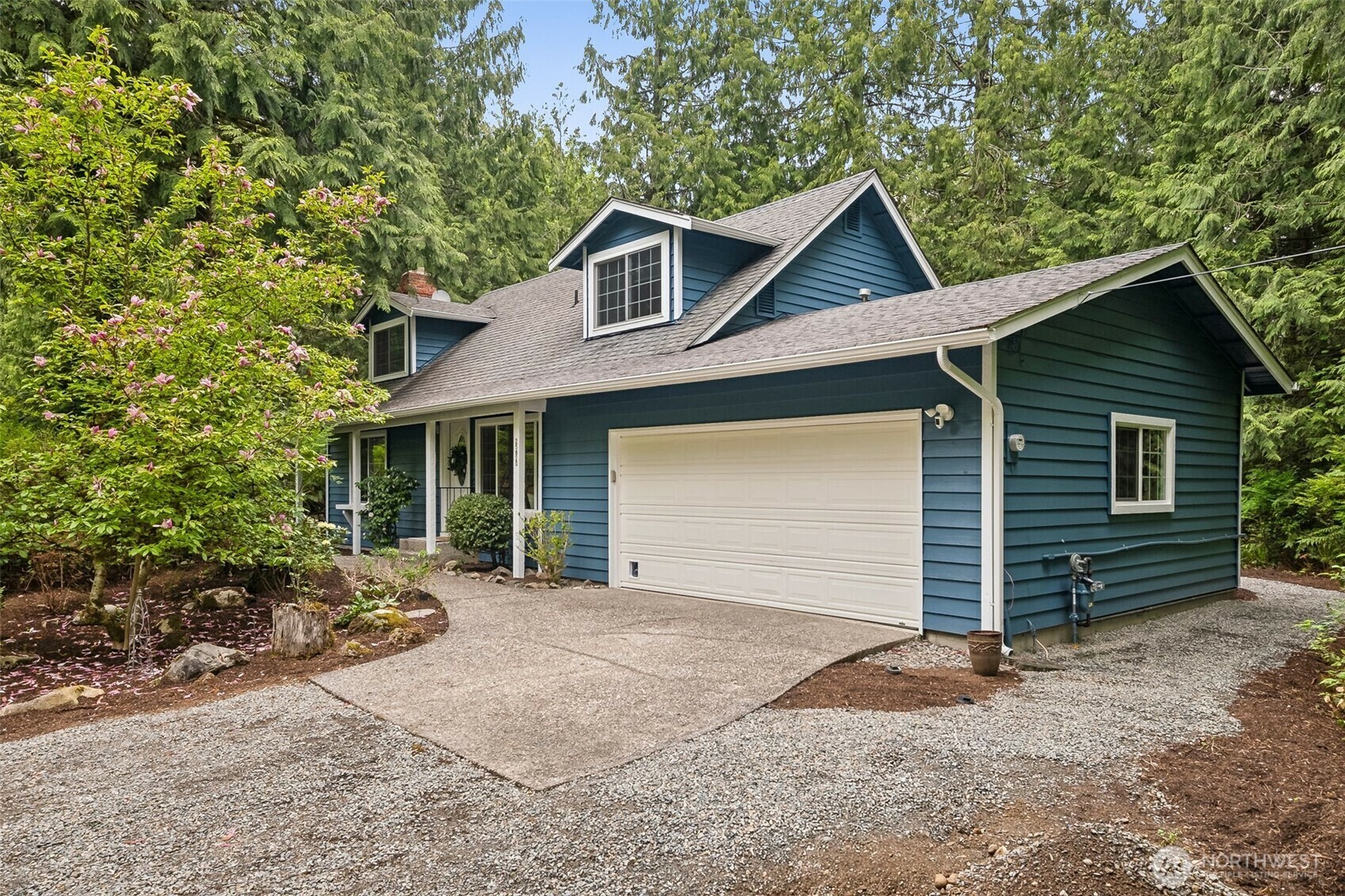Property Photo: 25820 SE 152 Street WA 98027