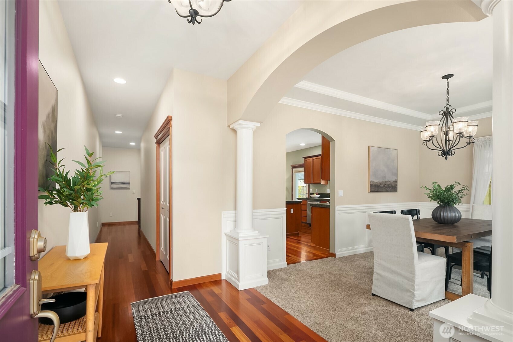 Property Photo: 14224 Beverly Park Road B WA 98026