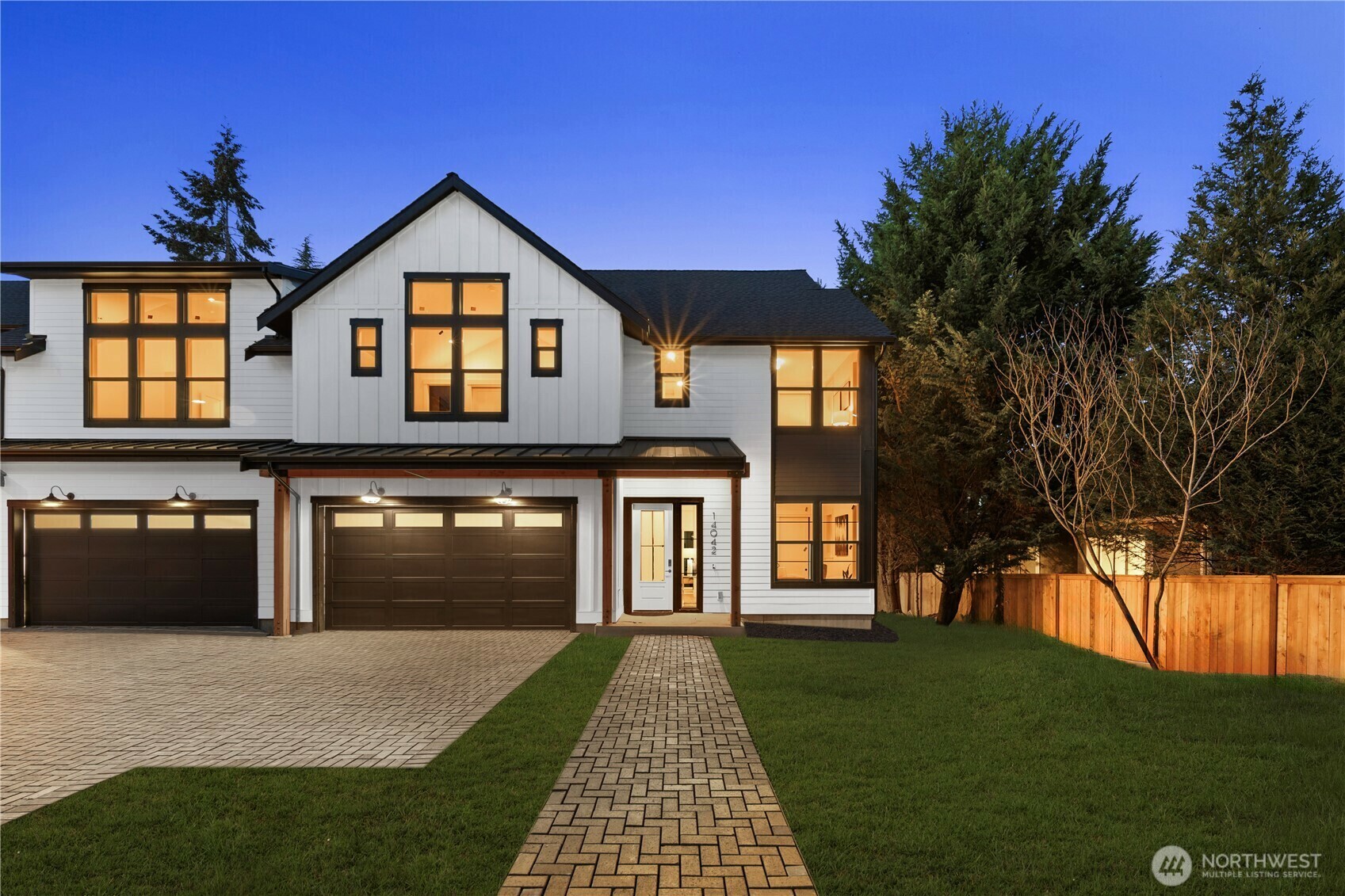 Property Photo: 14040 SE 8th Street WA 98007