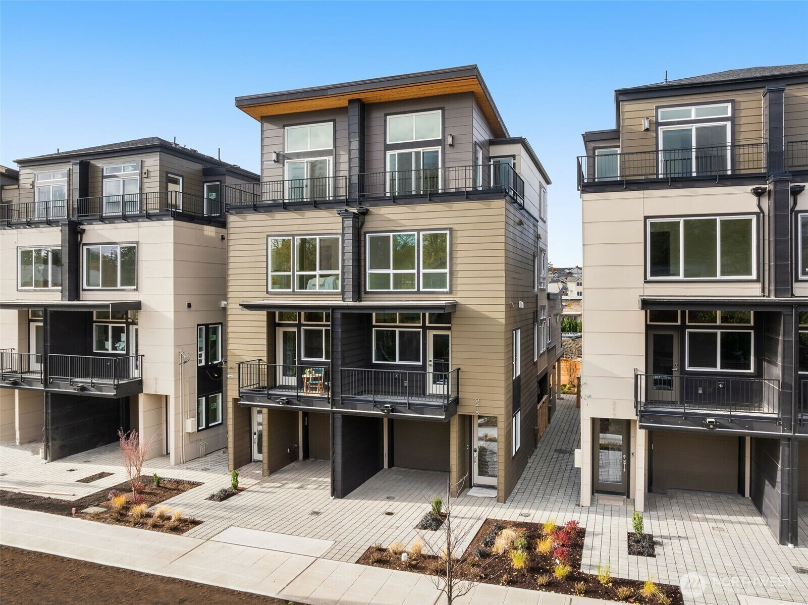 Property Photo: 9217 Densmore Avenue N WA 98103
