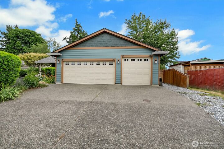 Property Photo: 807 21st Street NW WA 98371