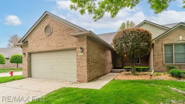 4436 Nutmeg Court  Warren MI 48092 photo