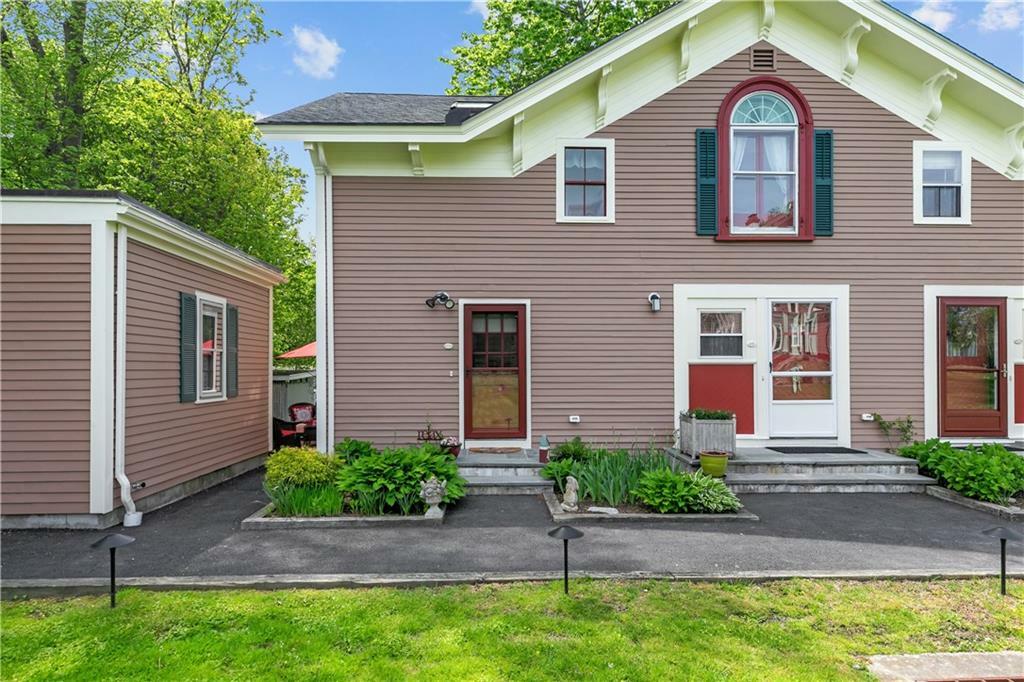 Property Photo: 97 Narragansett Avenue C4 RI 02840