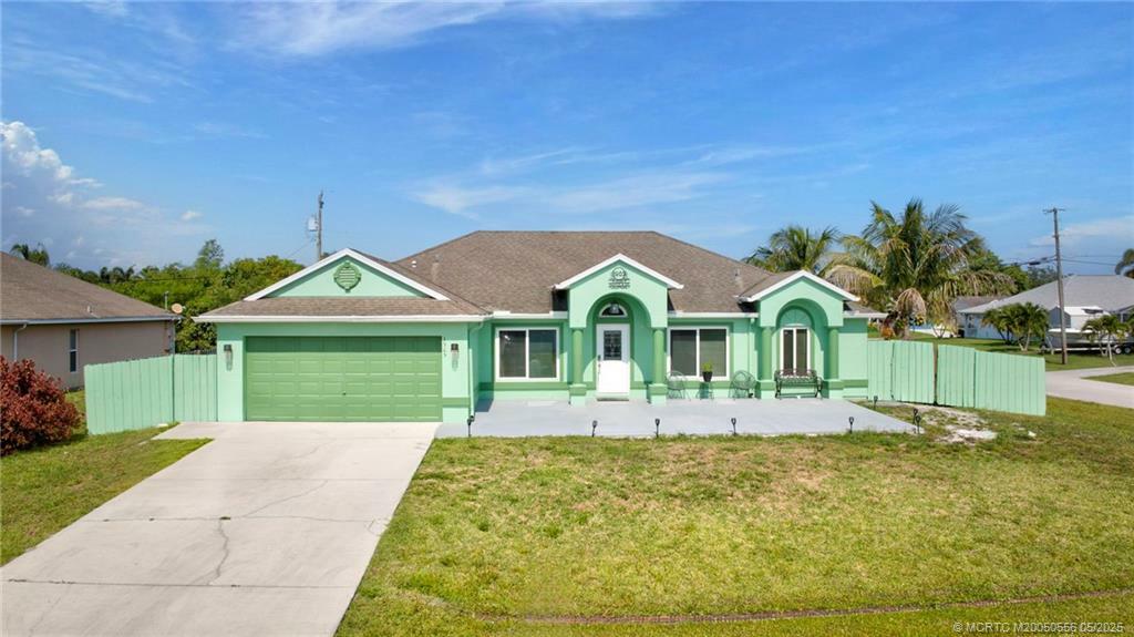 Property Photo: 1985 SW Beard Street FL 34953