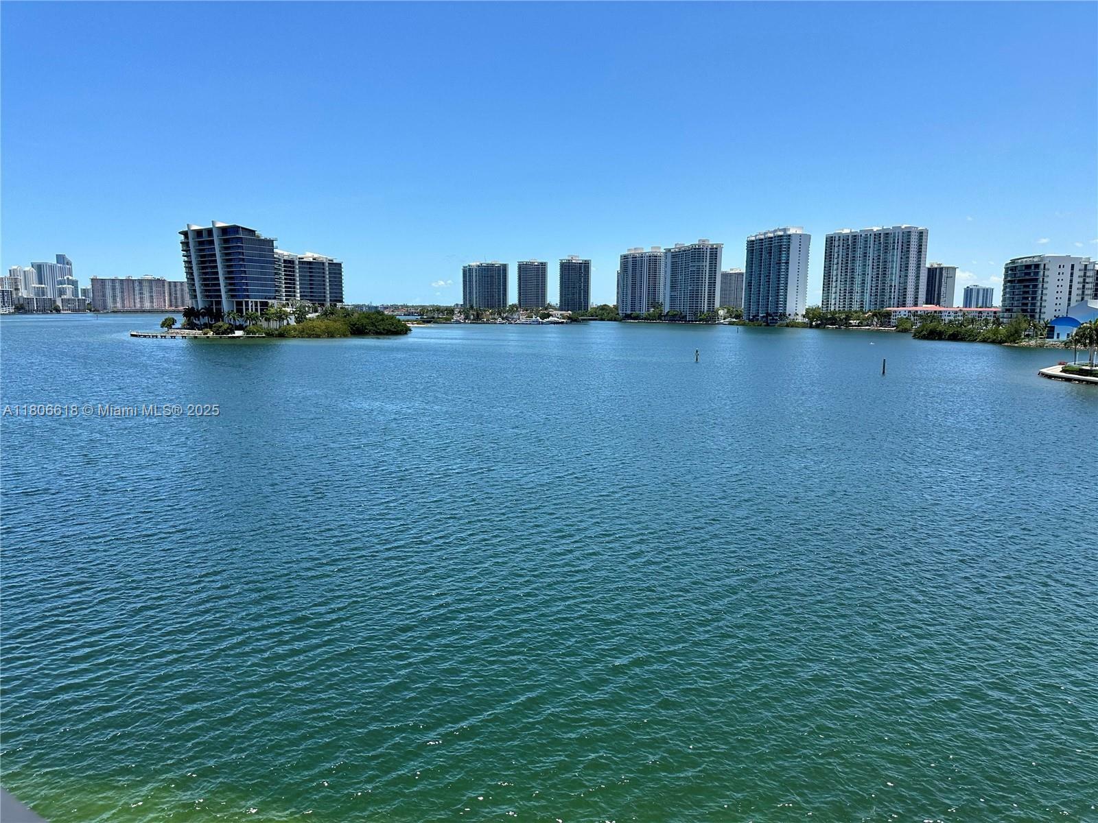 Property Photo: 3530 Mystic Pointe Dr 601 FL 33180