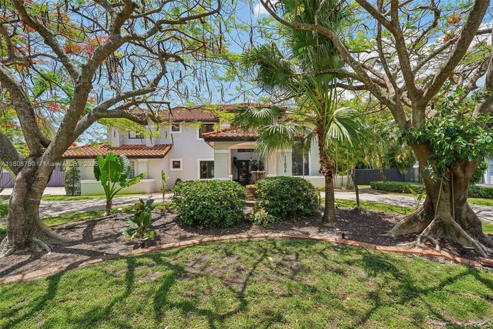 11898 SW 74th Ter  Miami FL 33183 photo