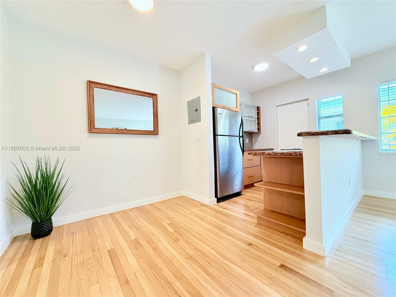 1220 Alton Rd 202  Miami Beach FL 33139 photo