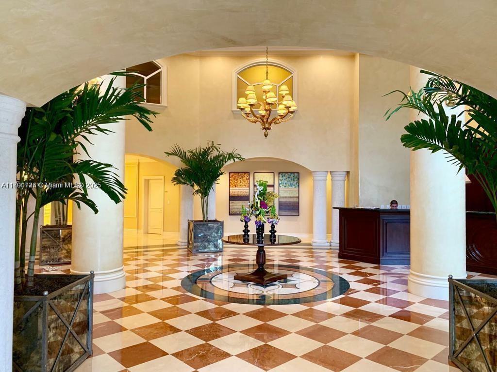 Property Photo: 20000 E Country Club Dr 606 FL 33180