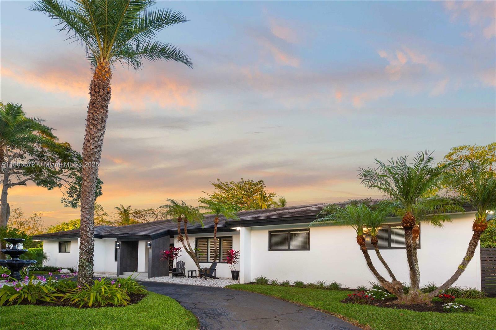Property Photo: 13505 SW 83rd Ct FL 33156