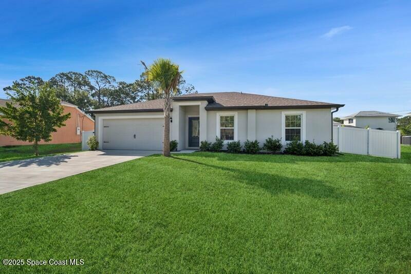 Property Photo: 966 Stage Street SE FL 32909