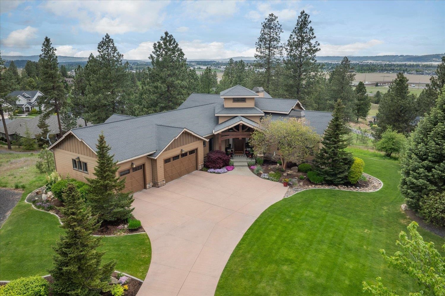 781 N Holiday Hills Dr  Liberty Lake WA 99019 photo