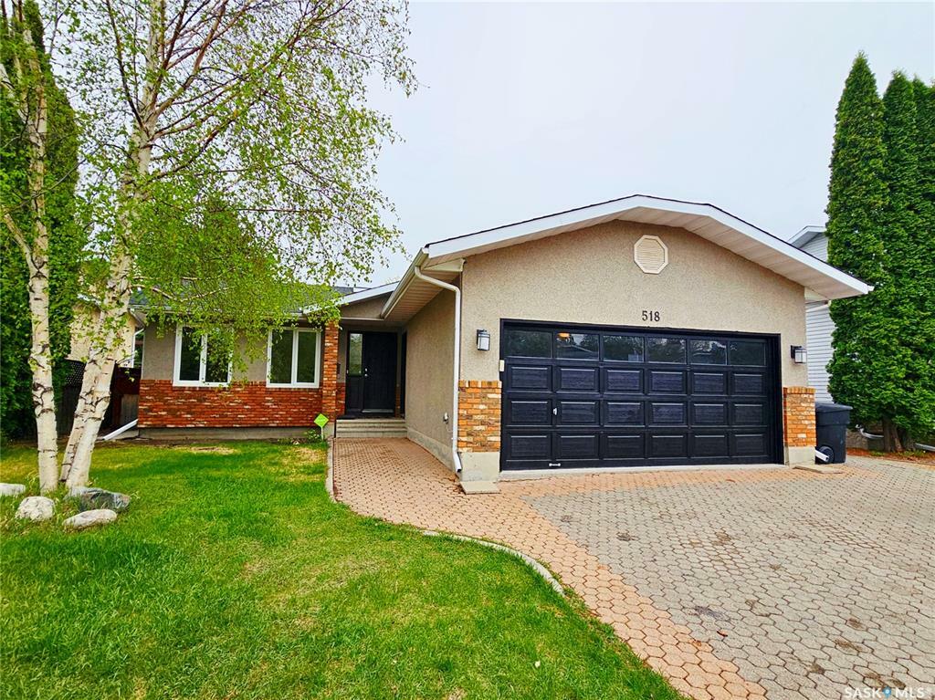 Property Photo: 518 Bonli Crescent SK S7N 4A3