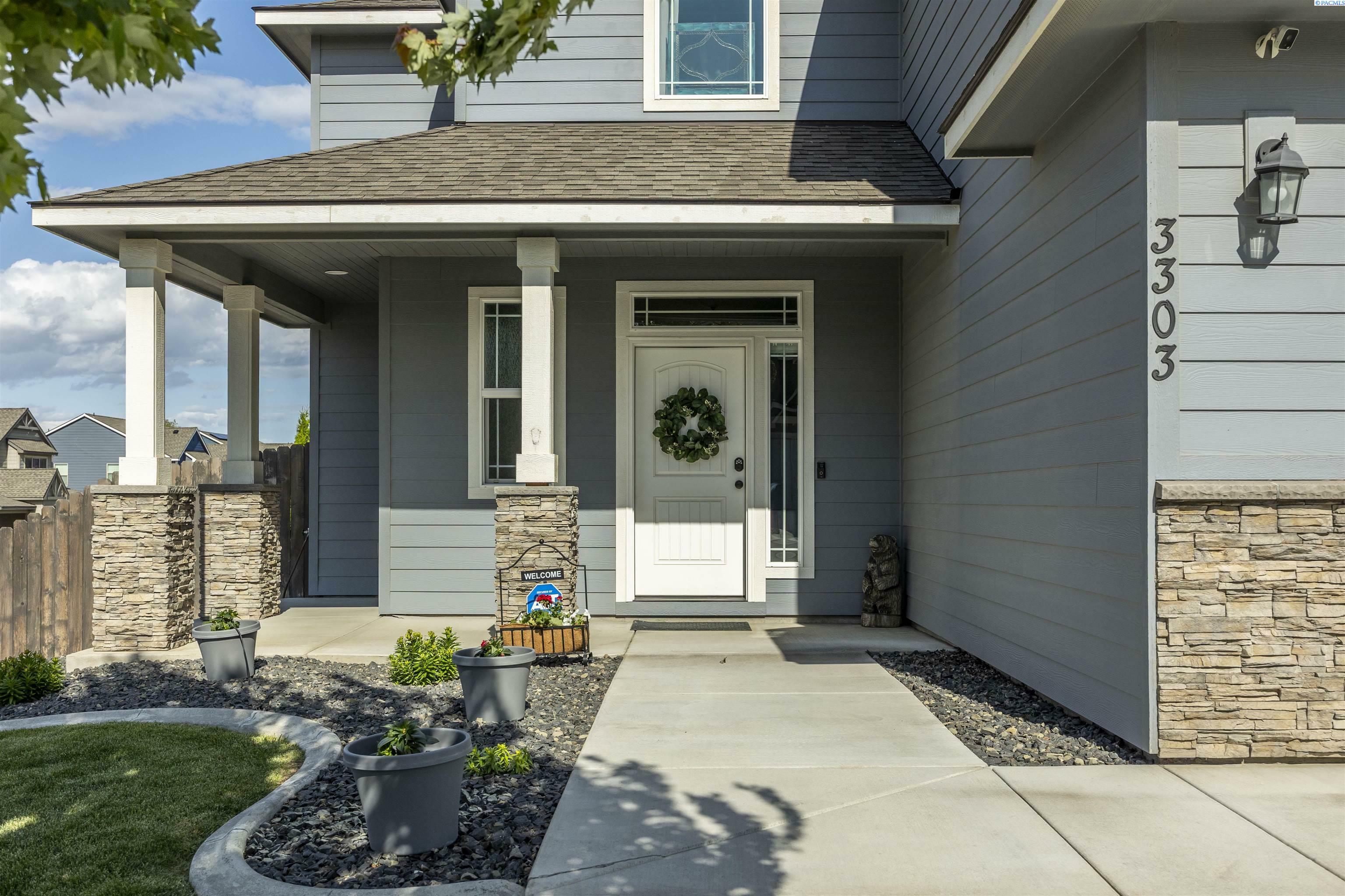 Property Photo: 3303 S Taft St WA 99338