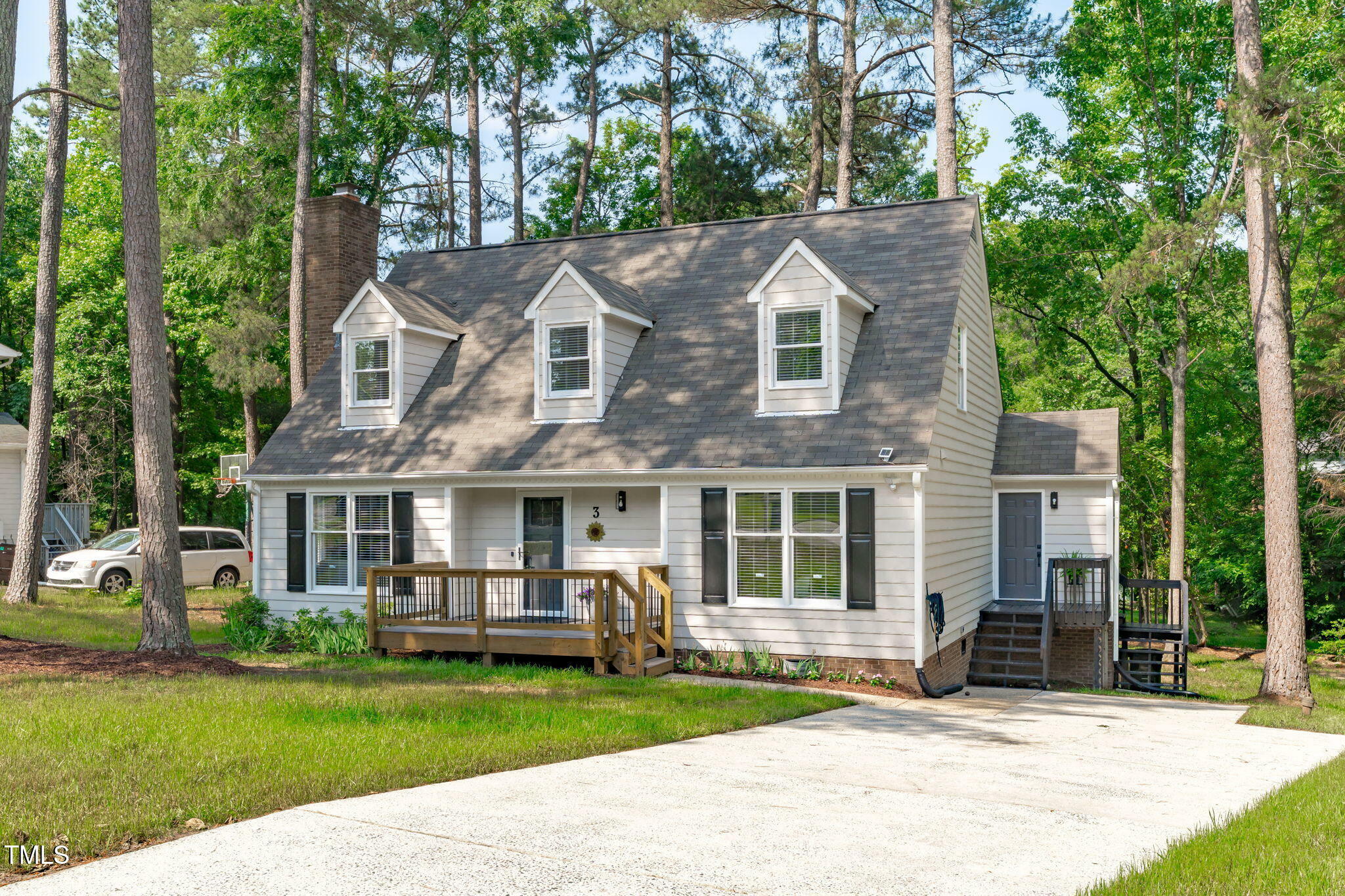 Property Photo: 3 Haggis Court NC 27705