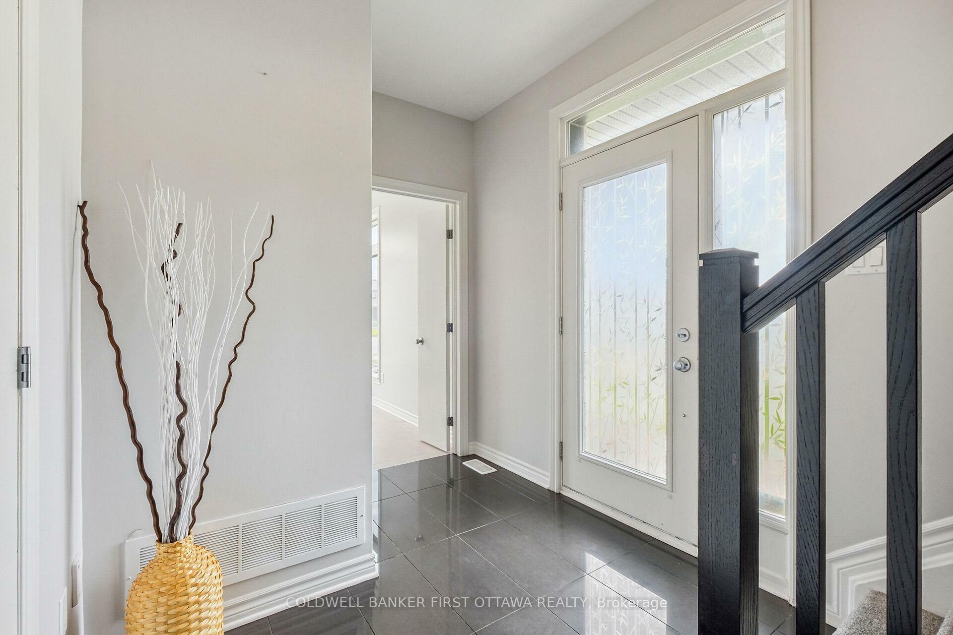 Property Photo: 612 Chaperal Private ON K4A 0Y2