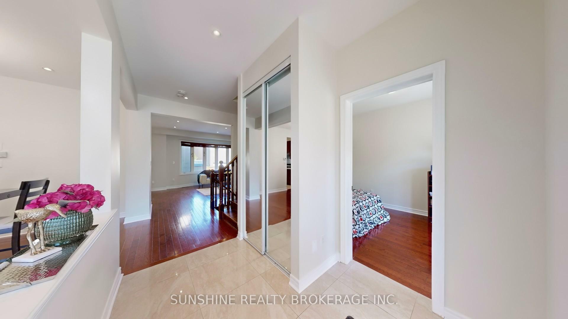 Property Photo: 29 Pyneside Street ON L6B 0R7