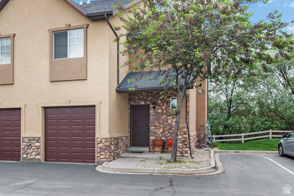 Property Photo:  861 W 310 S  UT 84062 