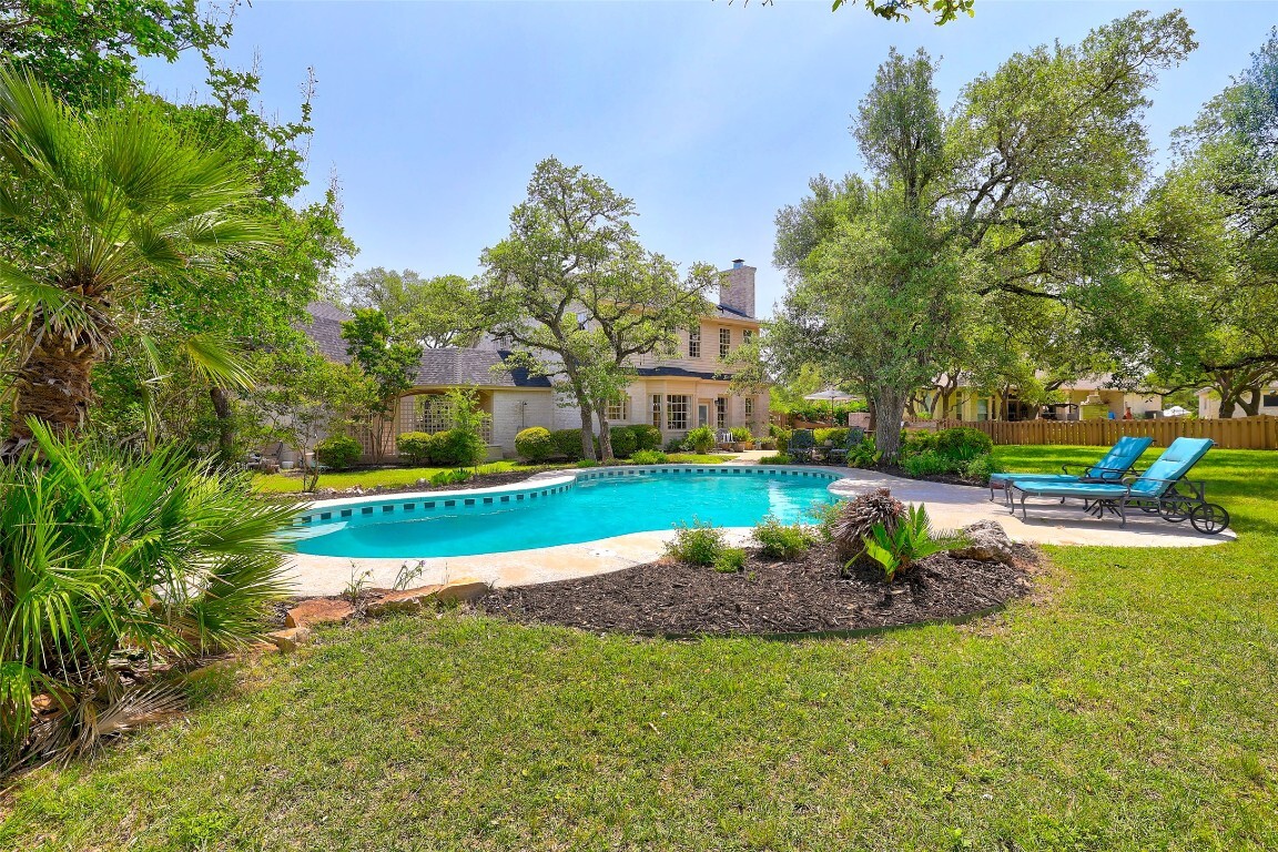 Property Photo: 303 Rio Bravo Road TX 78628