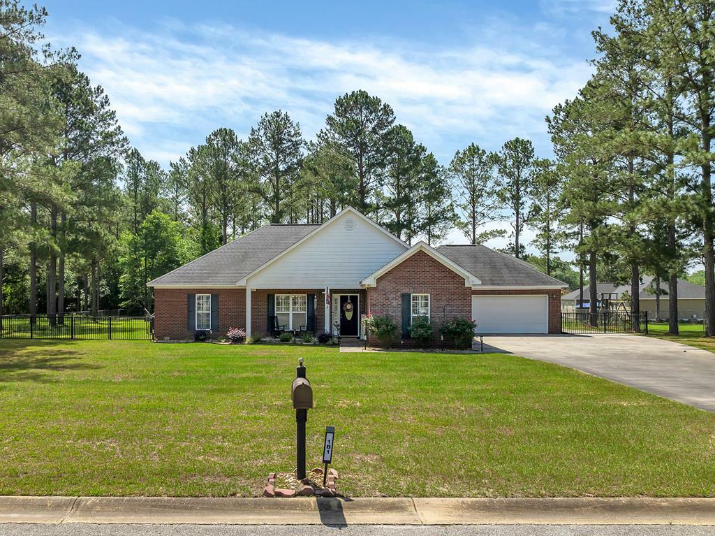 Property Photo: 181 Autumn Leaf Drive GA 31701