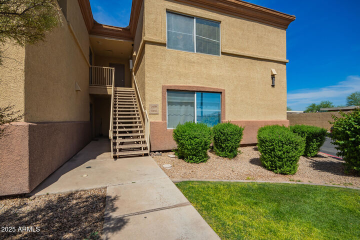 Property Photo: 2134 E Broadway Road 2030 AZ 85282
